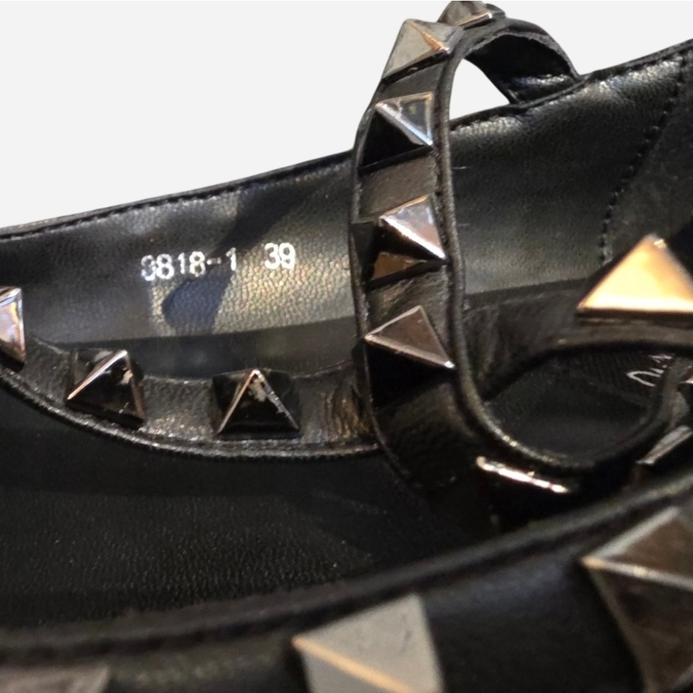 🖤 Nearly New Valentino Garavani Rockstud Black Patent Flats Ankle Strap, Sz8/39 - Picture 12 of 16